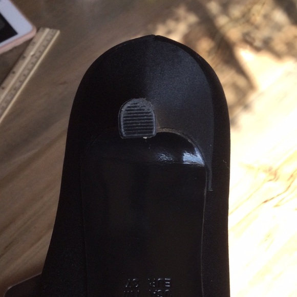 Black Nina Criana-LS Open Toe Pumps - Picture 7 of 15